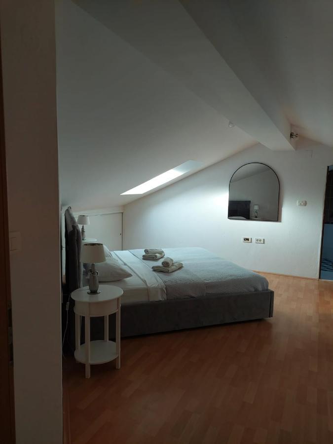 Apartments By The Sea Sukosan, Zadar - 12313 Exterior foto