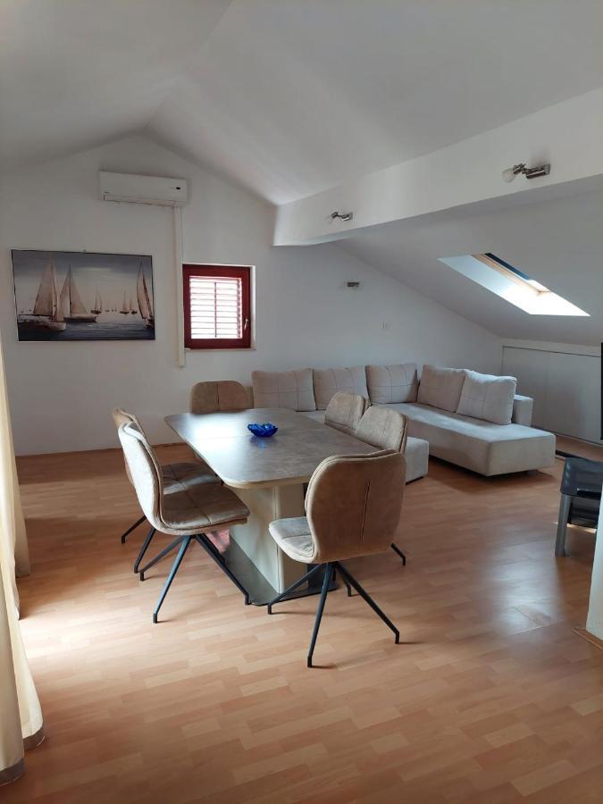 Apartments By The Sea Sukosan, Zadar - 12313 Exterior foto